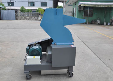 Peso plástico 720kg 1300*1000*1520 milímetro da máquina do triturador de 560 R/Min industrial